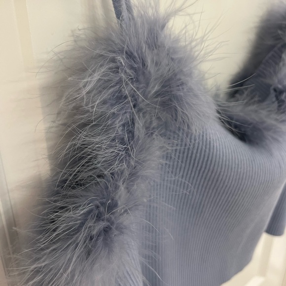 CIDER | Curve & Plus Size Classic Blue Tank with Fur Trim - Picture 4 of 5